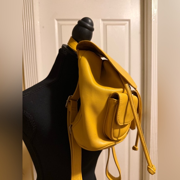 Wild Fable Mustard Backpack - Picture 2 of 3